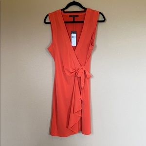 BCBG MAXAZRIA Faux Wrap Knee Length Dress